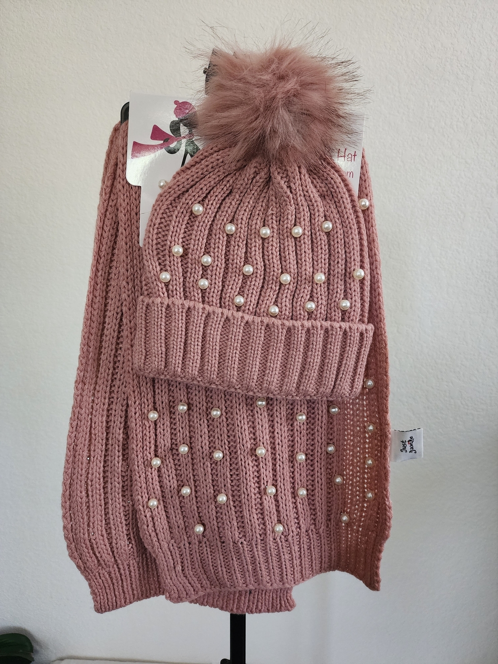 NWT Just Jamie Pearl Ribbed Knit Hat Scarf Set Pink 2pc INCOMPLETE Missing Glove